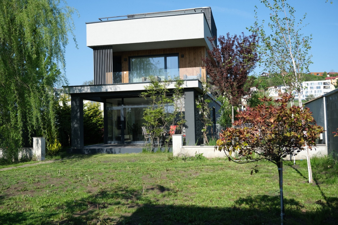 Vila moderna in Borhanci, mobilata + utilata, 500mp teren