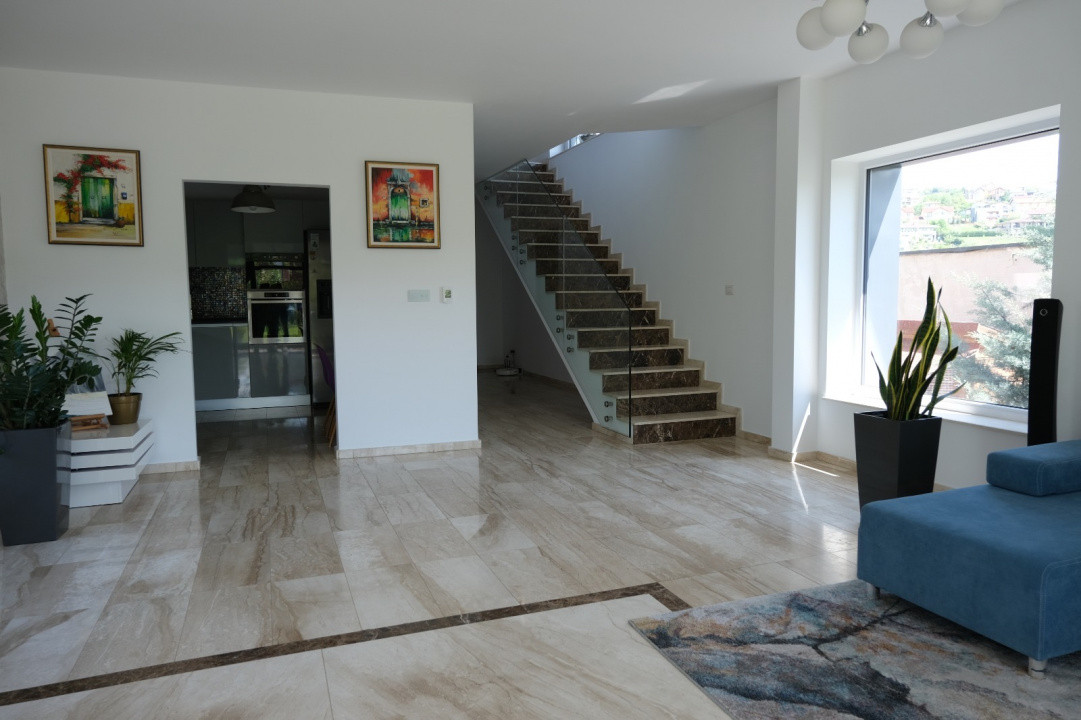 Vila moderna in Borhanci, mobilata + utilata, 500mp teren