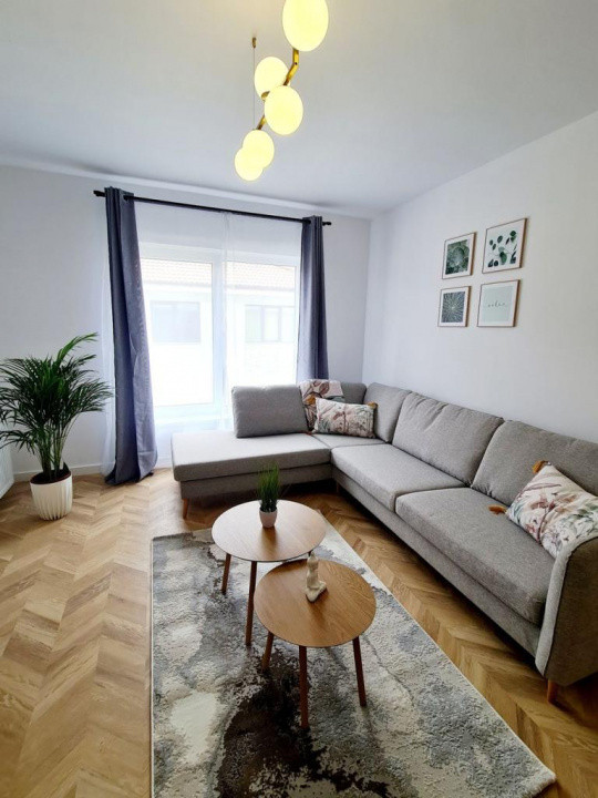 Apartament 2 camere  , 48 MP, Sesul de Sus, parcare.