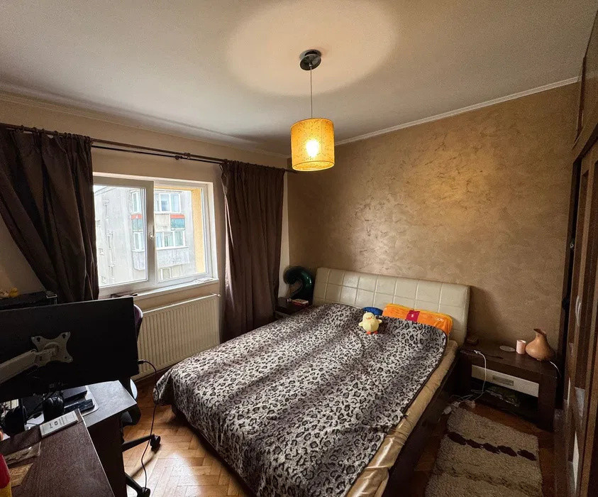 Apartament de 3 camere, 65 mp utili, decomandat, etaj 4/4, Mărăști