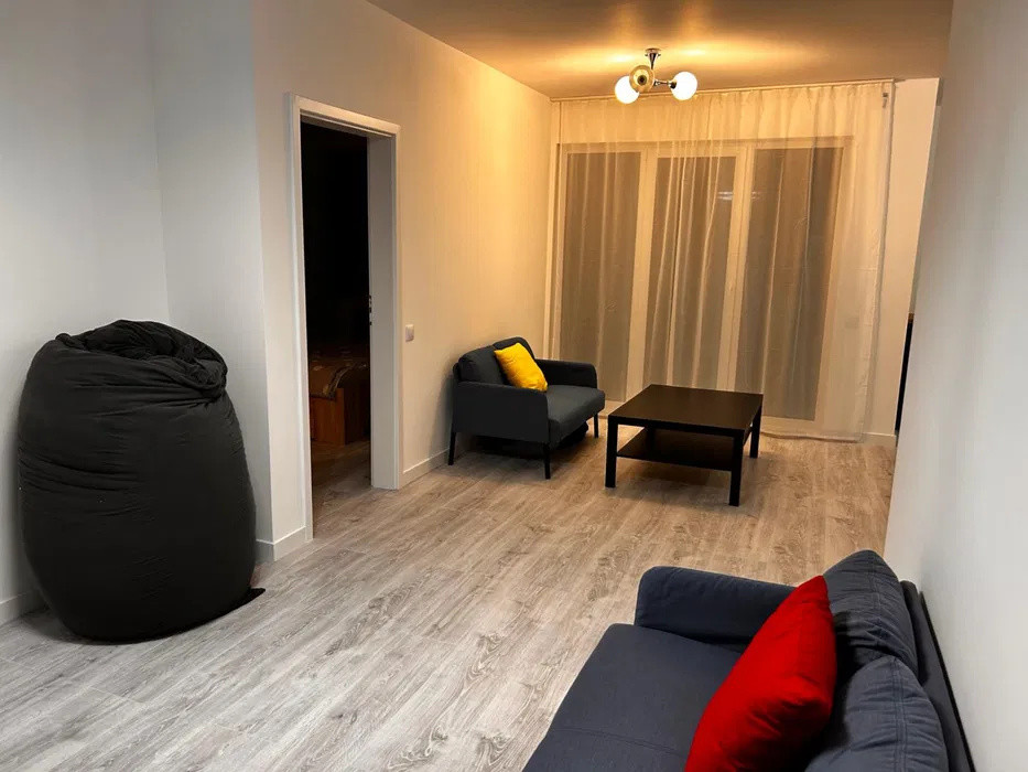 Inchiriere apartament 2 camere zona Parcului Poligon, Floresti