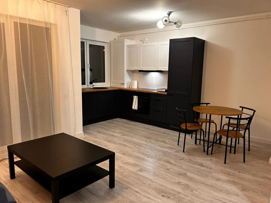 Inchiriere apartament 2 camere zona Parcului Poligon, Floresti