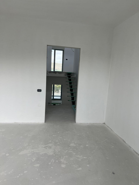 Duplex cu CF,143mp utili,308mp teren, in Borhanci langa viitorul HUB educational