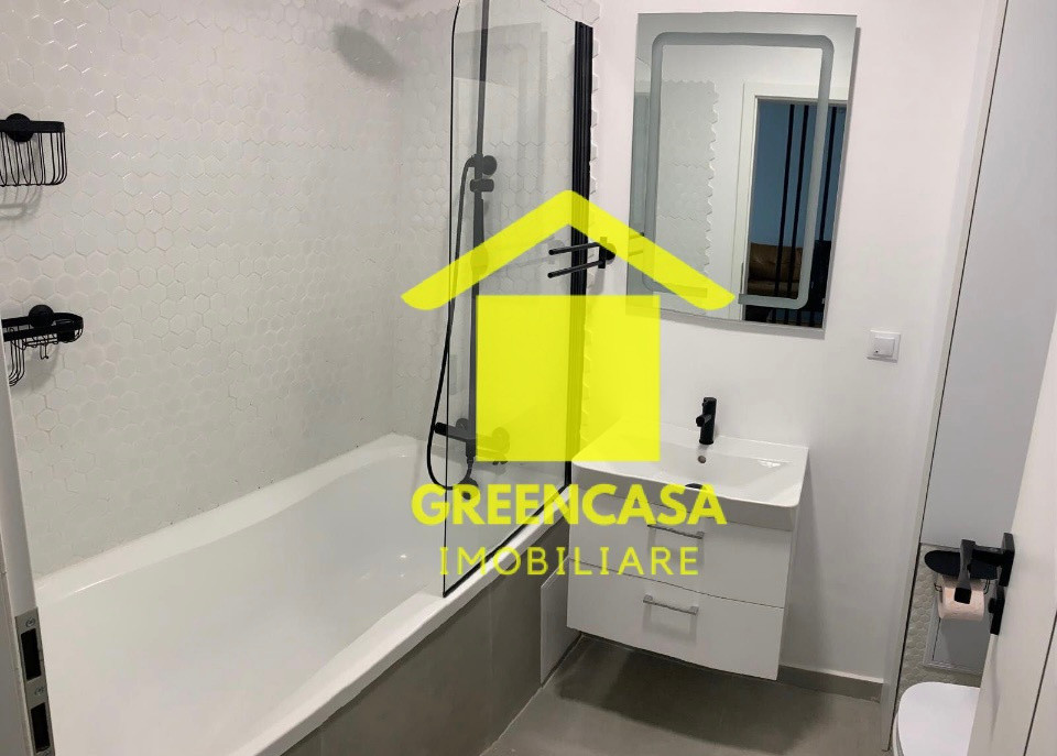 Apartament de vanzare, 2 camere la Cheie , Porii , parcare .