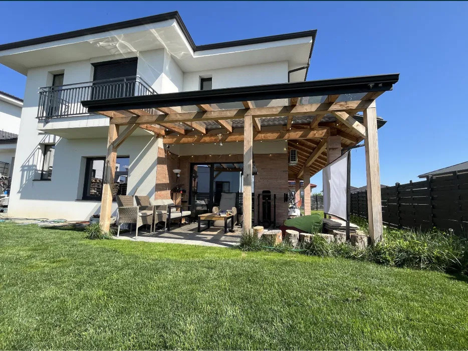 Casă individuală spațioasă, 6 camere, 468 mp teren, Dezmir