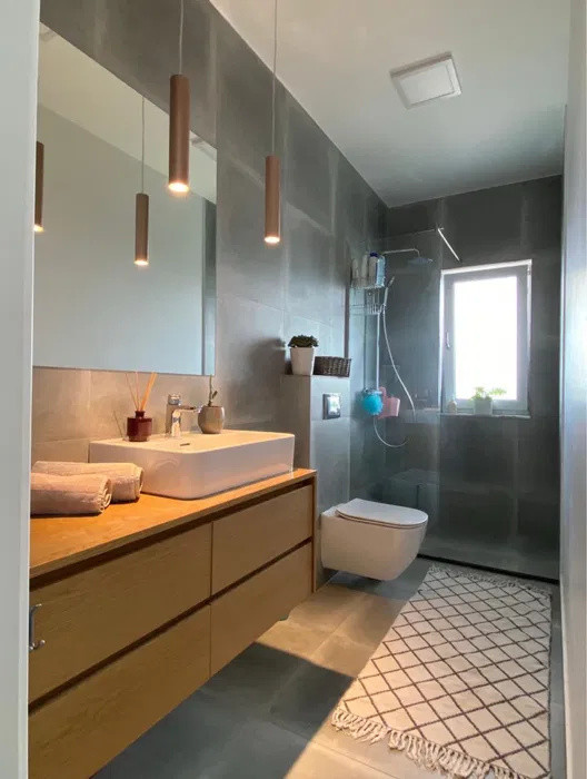 Casă individuală spațioasă, 6 camere, 468 mp teren, Dezmir
