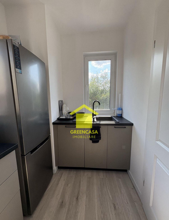 Apartament 2 camere, parcare subterana, bloc nou, Floresti