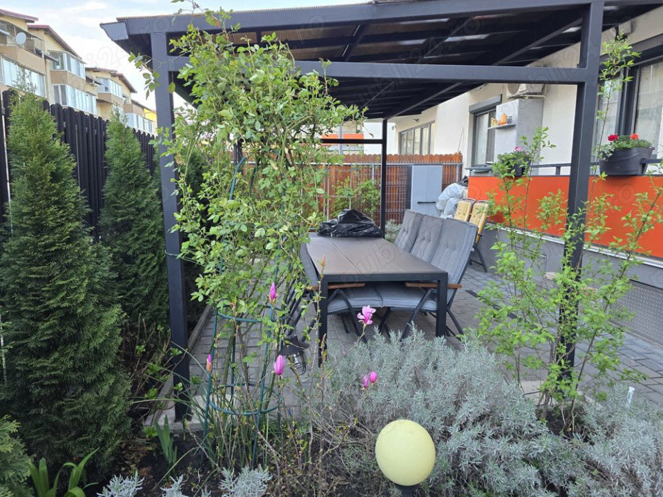Apartament 3 camere  , 66 MP, gradina , 2 parcari.