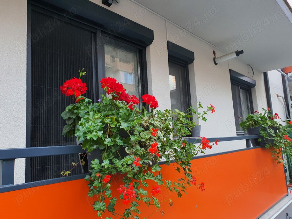 Apartament 3 camere  , 66 MP, gradina , 2 parcari.