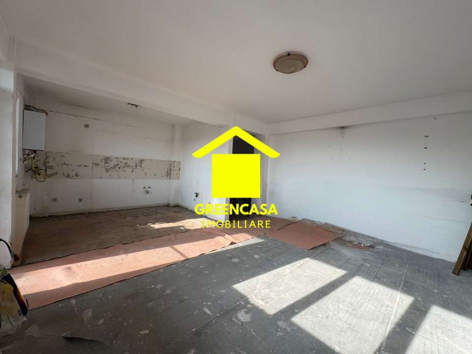 Apartament semifinisat 1.600 euro mp ,zona Tineretului .