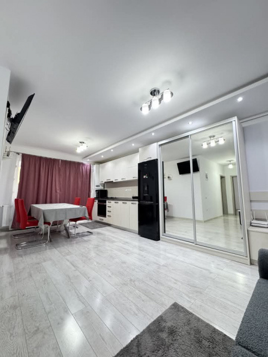 Apartament de 3 camere, utilat-mobilat, etaj 1, Șesul de sus