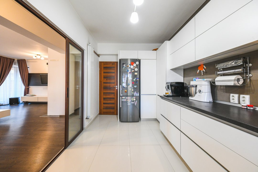  Casă individuală 5 camere, 235mp utili, teren 700mp, zona Somesului, Floresti