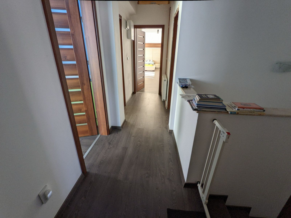  Casă individuală 5 camere, 235mp utili, teren 700mp, zona Somesului, Floresti