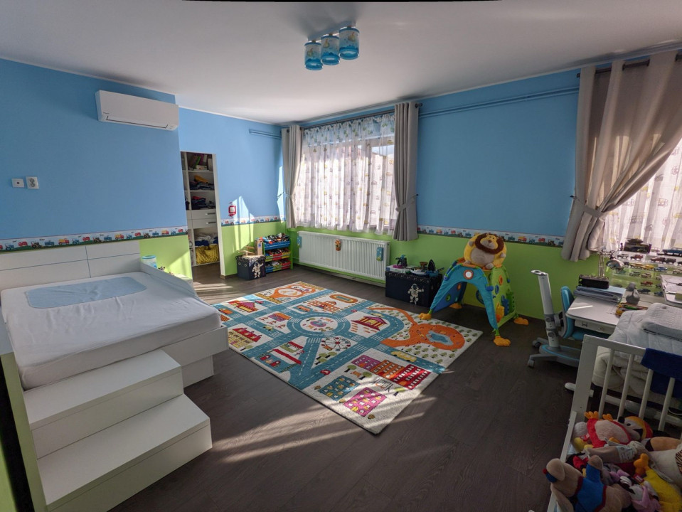  Casă individuală 5 camere, 235mp utili, teren 700mp, zona Somesului, Floresti