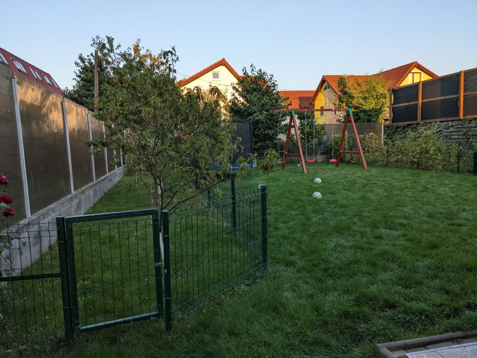  Casă individuală 5 camere, 235mp utili, teren 700mp, zona Somesului, Floresti