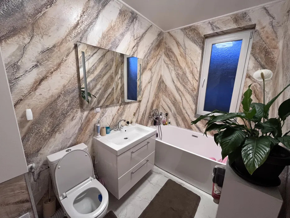 Casa insiruita, 87mp utili, 200mp teren, zona centrala, Floresti