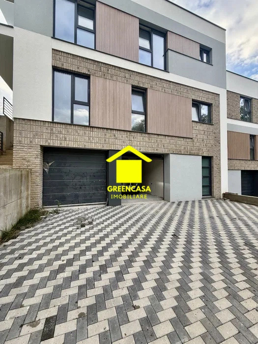 Duplex, 160mp utili, 350mp teren, semifinisat, Tăuți – Florești 