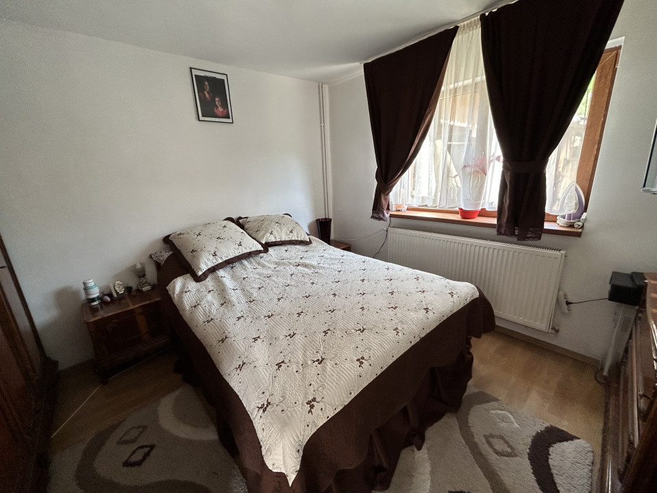 Casă individuală 249 mp, teren 1100 mp, Tăuți – Florești