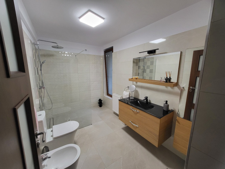 Duplex, 140mp, 180mp teren, 2 parcari, Somesului, Floresti