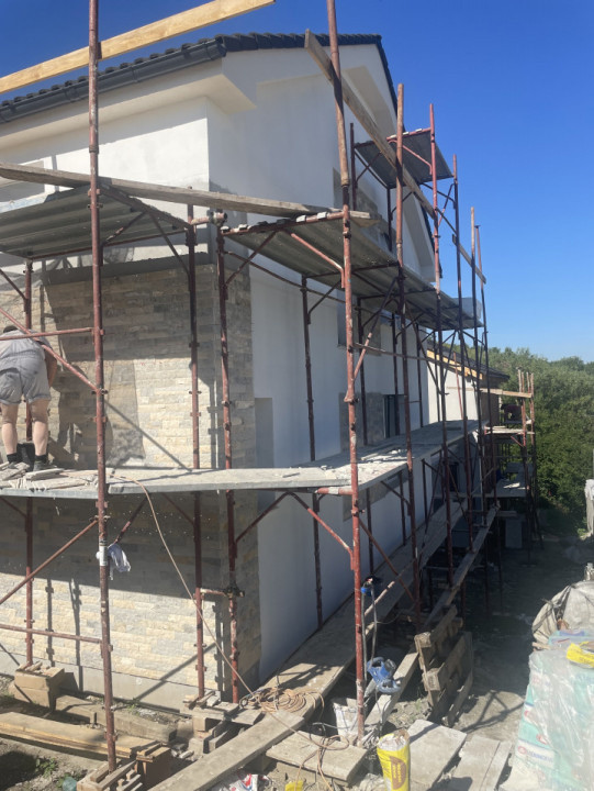 Duplex 114mp utili, teren 230mp liber, garaj, Dezmir