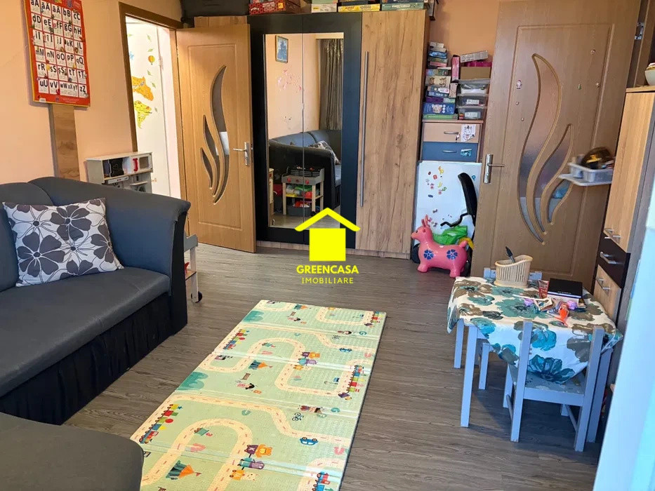 Apartament 2 camere decomandate, balcon, zona Mercur, Gheorgheni