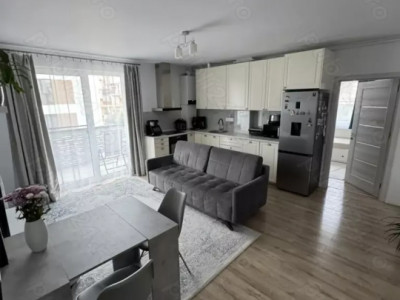 Apartament cu 3 camere, Eroilor .