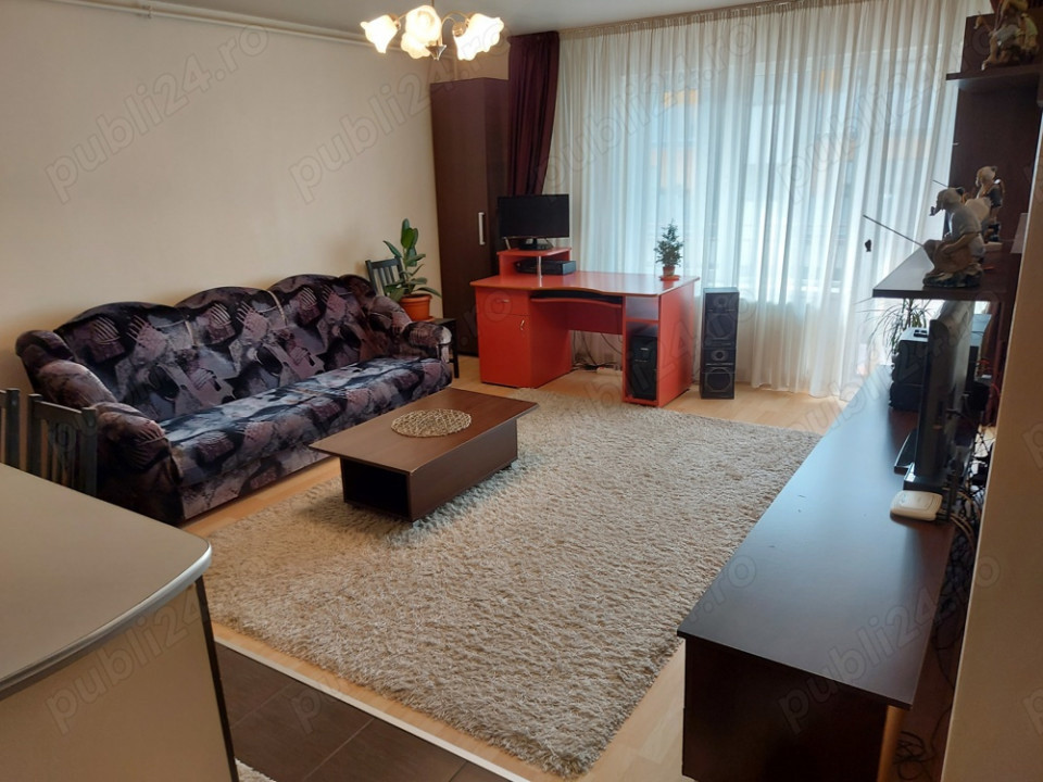 Apartament 3 camere , modern , 65 MP, Teilor, parcare.