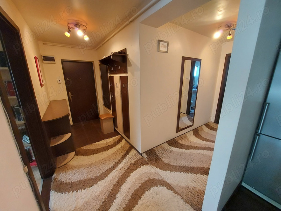 Apartament 3 camere , modern , 65 MP, Teilor, parcare.