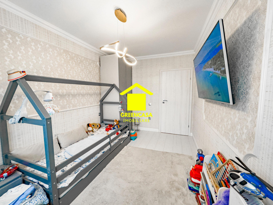 Apartament lux 3 camere, 70mp, gradina, zona Vivo