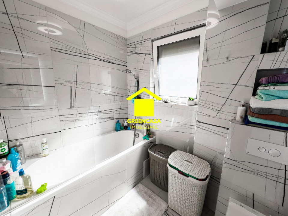 Apartament lux 3 camere, 70mp, gradina, zona Vivo