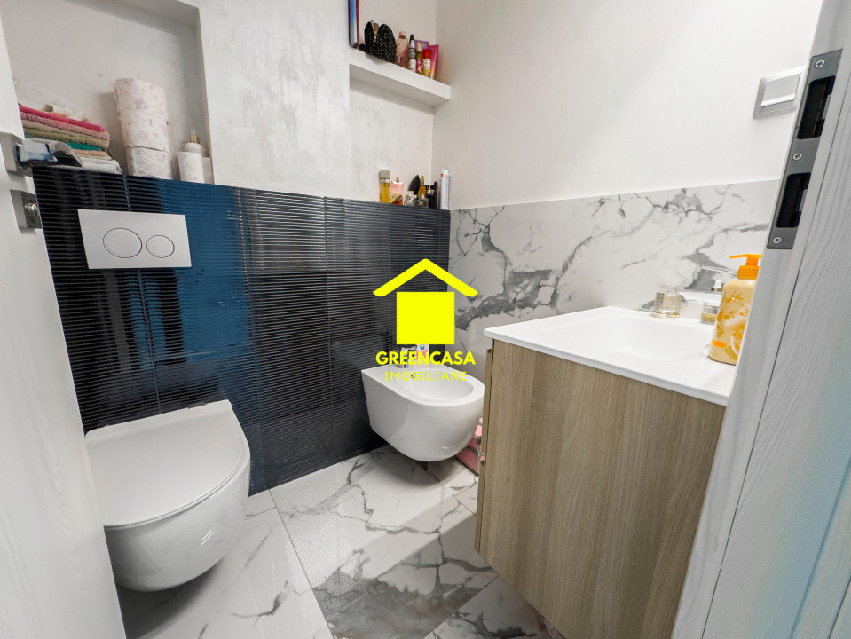 Apartament lux 3 camere, 70mp, gradina, zona Vivo