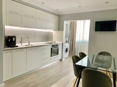 Se ofera spre inchiriere apartament cu 2 camere, Marasti