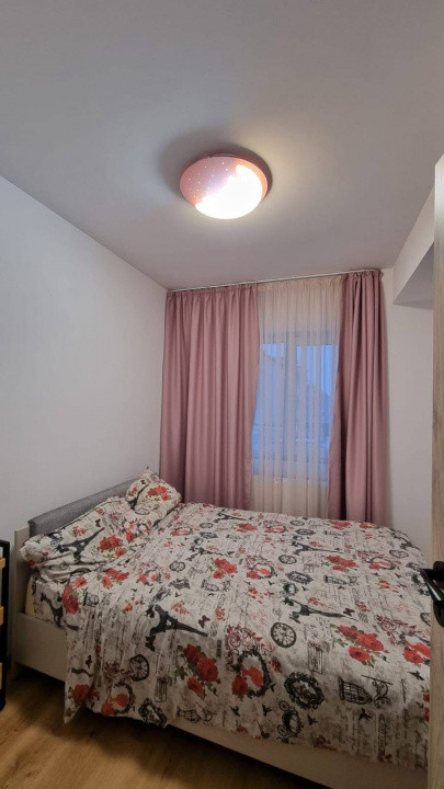 Apartament 3 camere gata de mutare , zona Urusagului, parcare subterana .