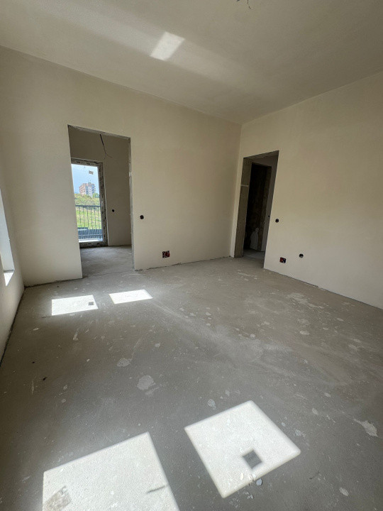 Triplex modern – Florești, zona Urușagului