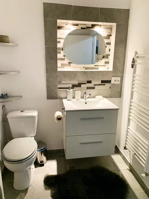 Apartament 3 camere , modern , 51 MP, Urusagului, parcare.