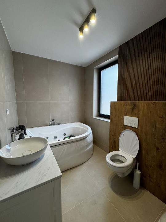 COMISION 0!!!Duplex FĂGET, Garaj, 194mp utili 