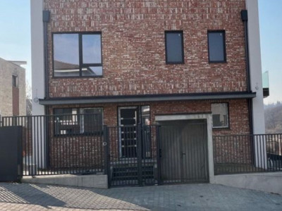 COMISION 0!!!Duplex FĂGET, Garaj, 194mp utili 