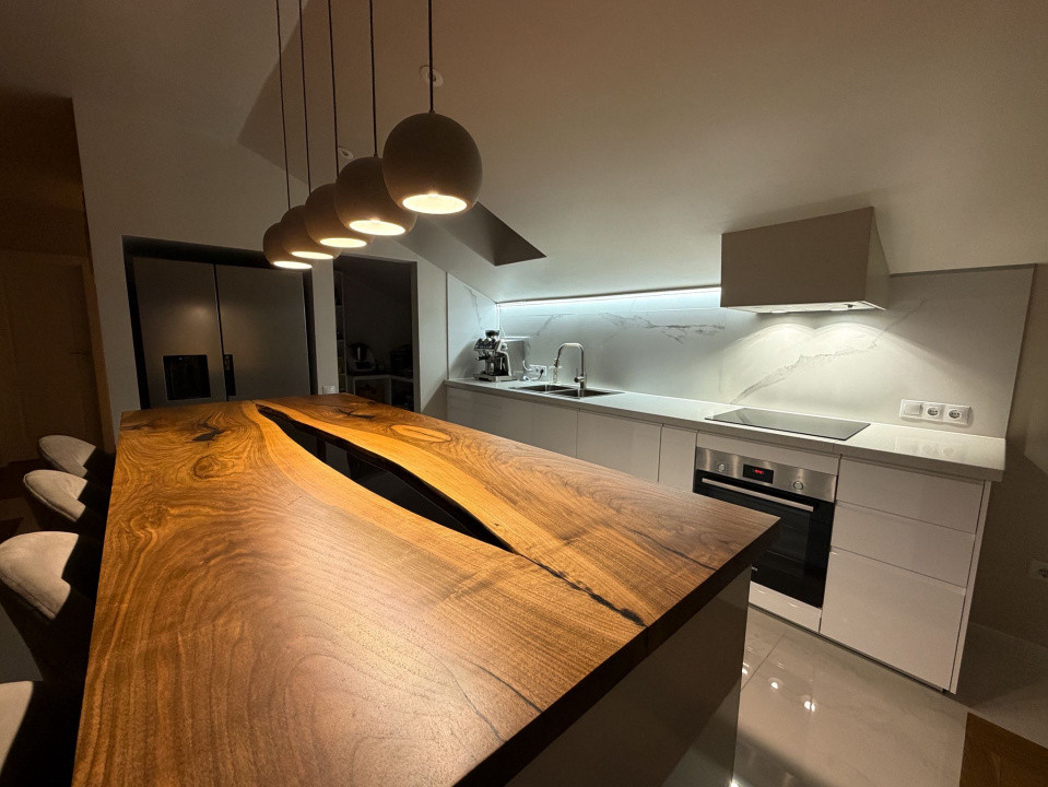 Casa cu panorama spre Cluj in Feleacu, 1000mp teren