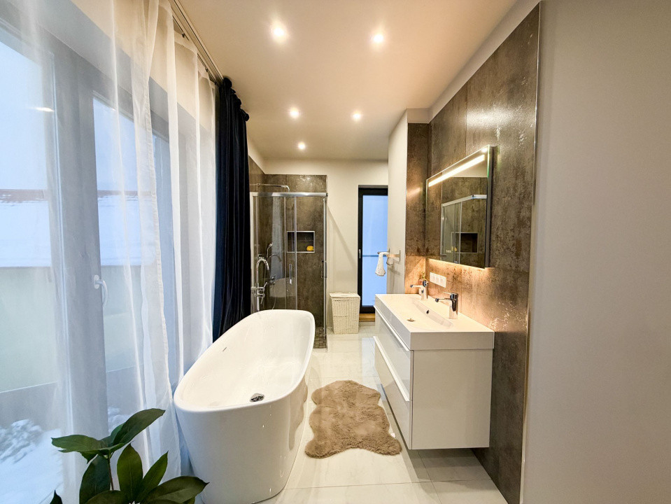 Casa cu panorama spre Cluj in Feleacu, 1000mp teren