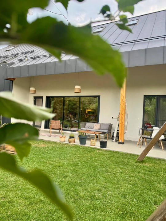 Casă cu design scandinav, în Florești – zona Muzeul Apei