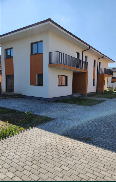 Duplex de vanzare in Gilau, 100mp utili, 330mp utili 