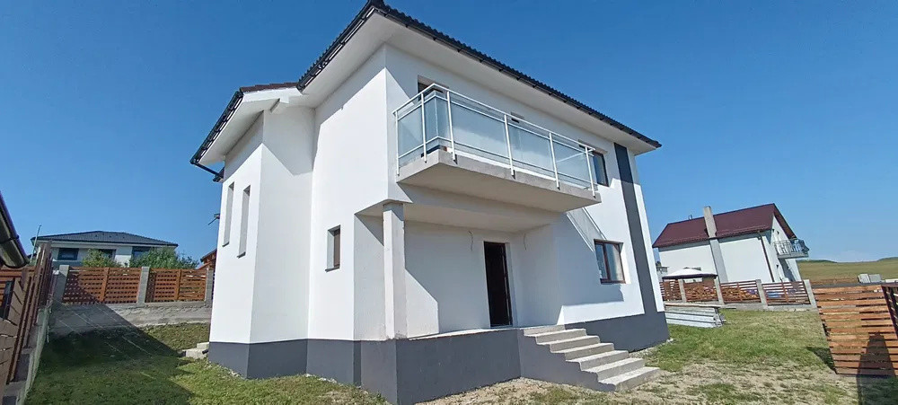 Casă individuală, 146mp utili, teren 500 mp, confort și spațiu generos, Chinteni