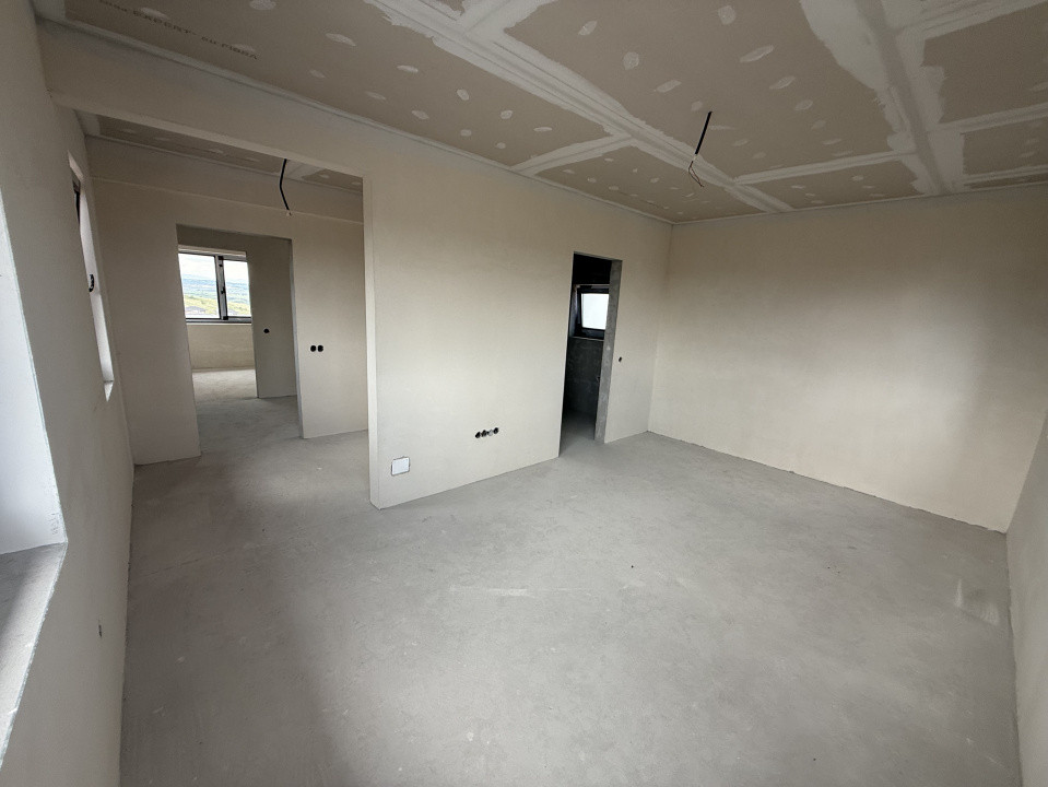 Casă individuală modernă în Dezmir, zonă exclusiv de case noi