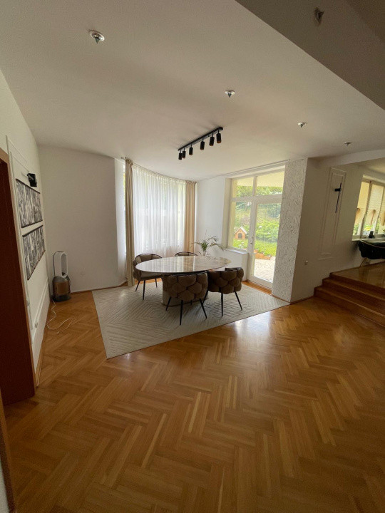 Casa individuală, 280mp utili, 2150mp teren, Manastur, Cluj