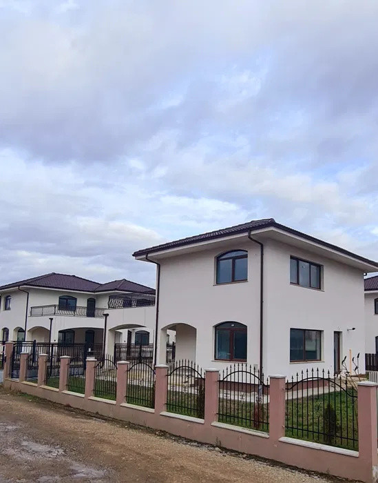 Casa Individuala ,calitate premium Dezmir