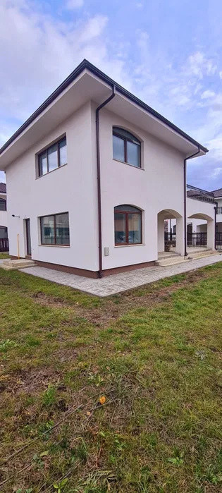 Casa Individuala ,calitate premium Dezmir