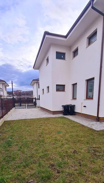 Casa Individuala ,calitate premium Dezmir