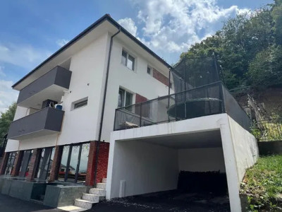 Casă individuală cuplată ultrafinisată, Florești, str. Teilor, 175 mp utili