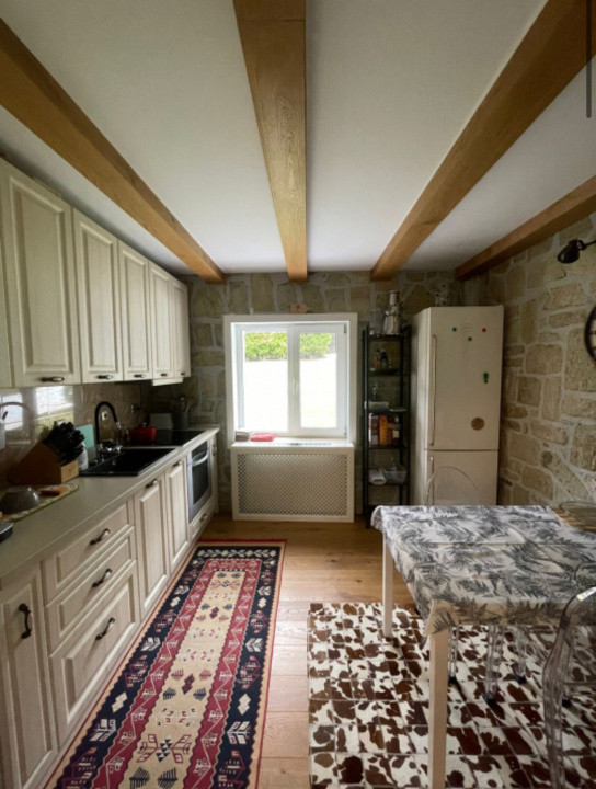 Proprietate speciala cu panorama superba, 220 mp utili, 1760 mp teren, Feleacu