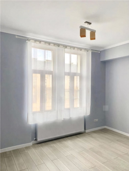 Apartament pe Horea la 2760€/mp,  4 camere, 95mp utili, renovat recent